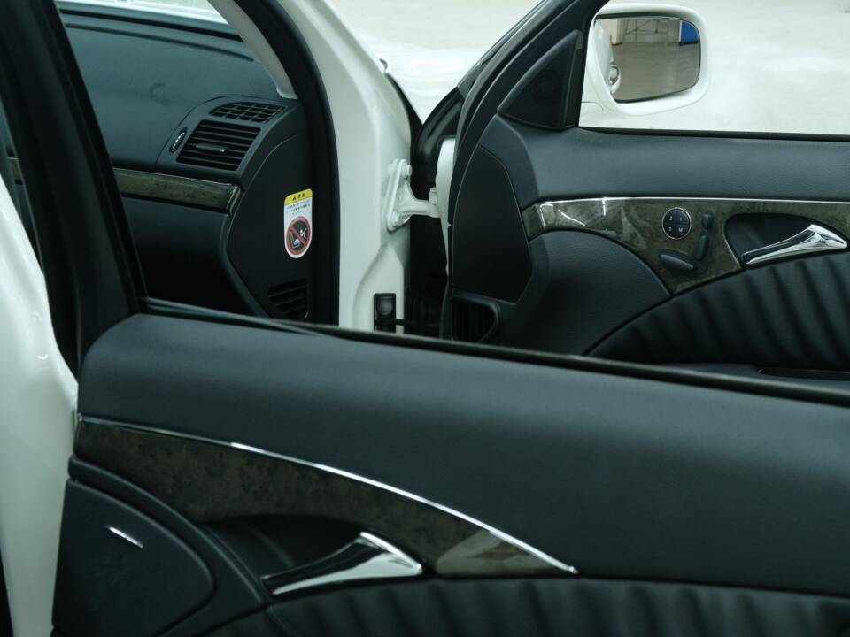 Bild 31/50 von Mercedes-Benz E 500 (2007)