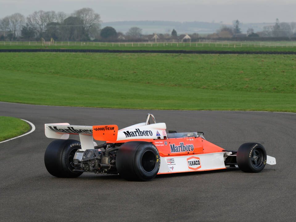 Imagen 5/18 de McLaren M23 (1976)