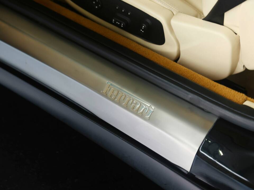 Bild 29/50 von Ferrari 612 Scaglietti (2005)
