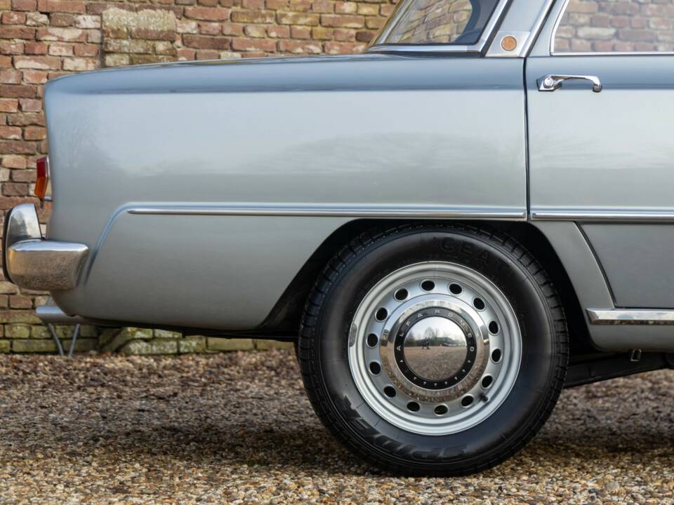 Afbeelding 49/50 van Alfa Romeo Giulia 1600 S (1968)