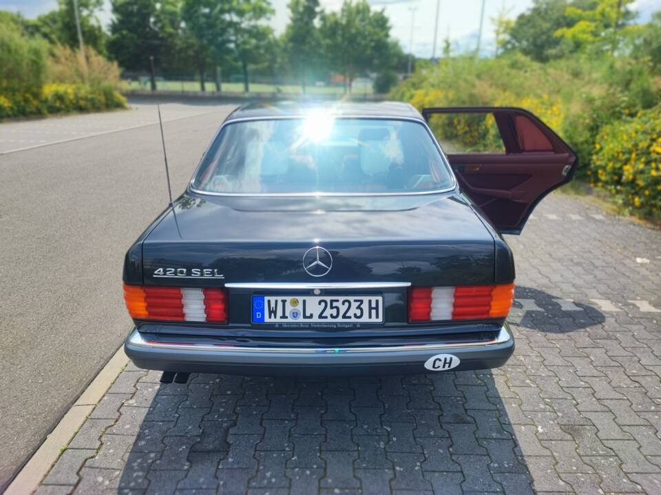 Bild 18/34 von Mercedes-Benz 420 SEL (1989)