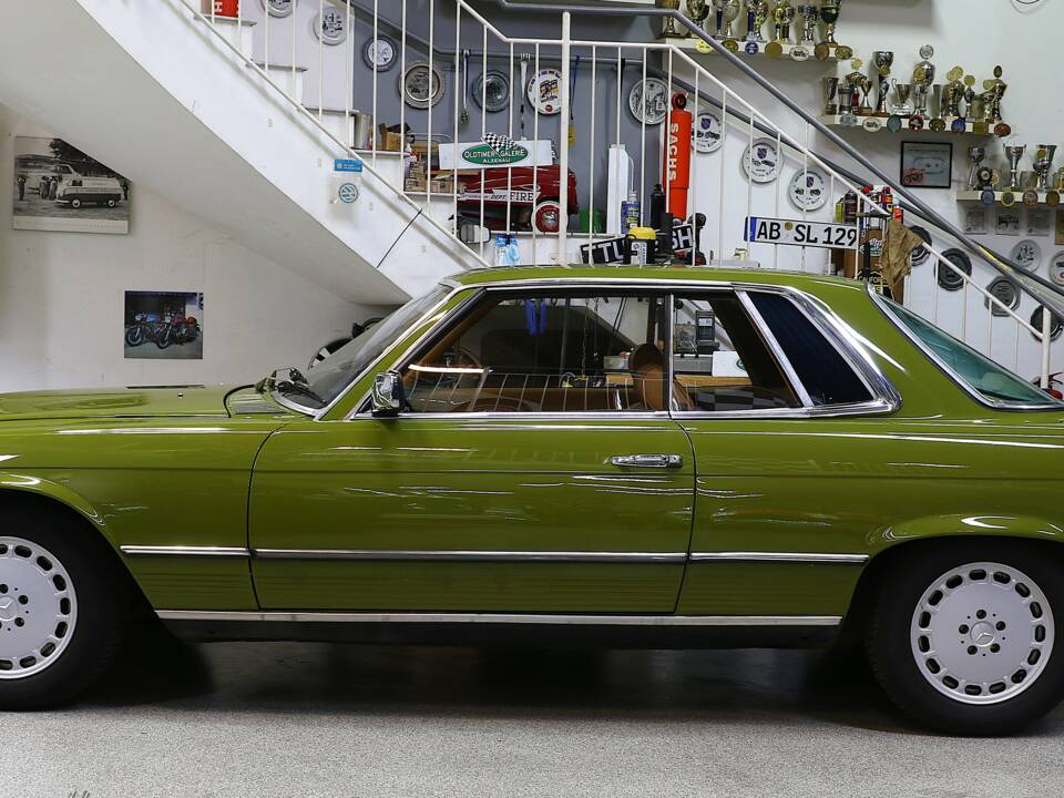 Afbeelding 7/25 van Mercedes-Benz 280 SLC (1980)