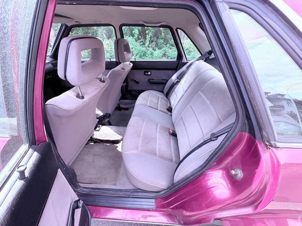 Image 17/32 of Audi 80 1.6 (1986)