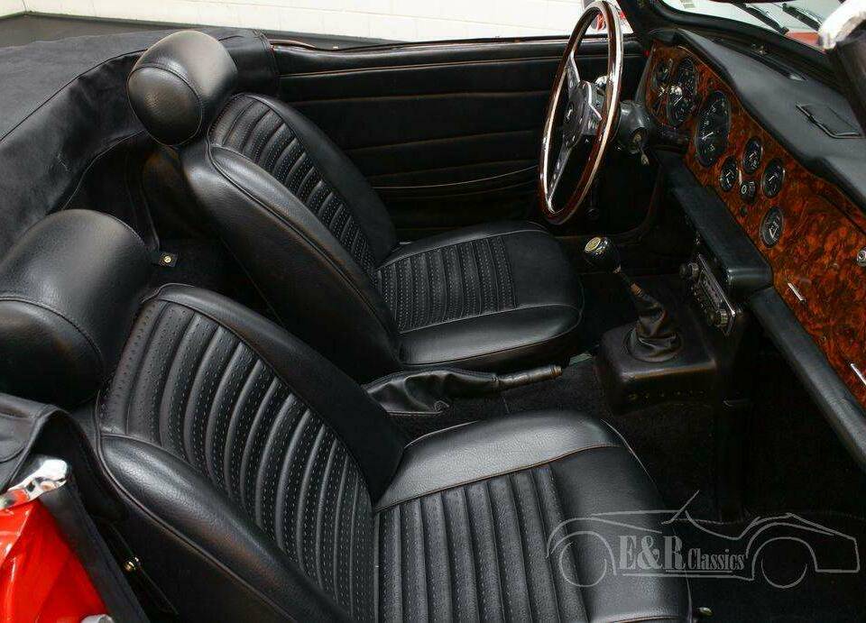 Imagen 6/19 de Triumph TR 6 (1970)