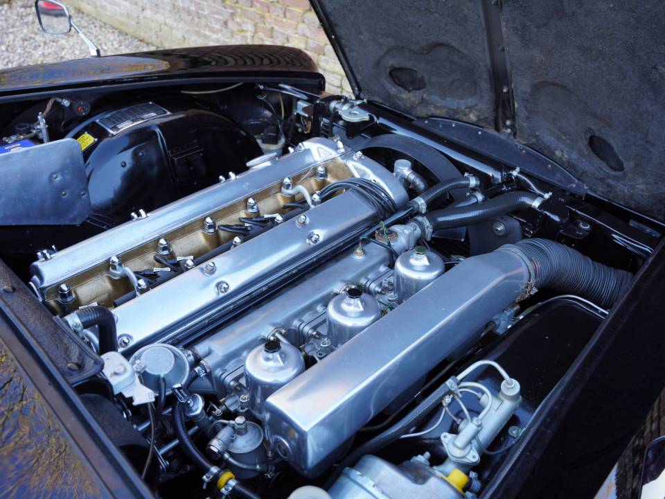 Bild 15/50 von Jaguar Mk X 4.2 (1966)