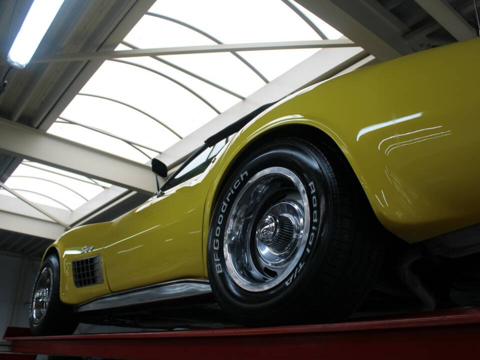 Immagine 10/50 di Chevrolet Corvette Stingray (1972)