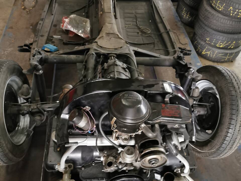 Bild 18/23 von Volkswagen Käfer 1300 (1970)