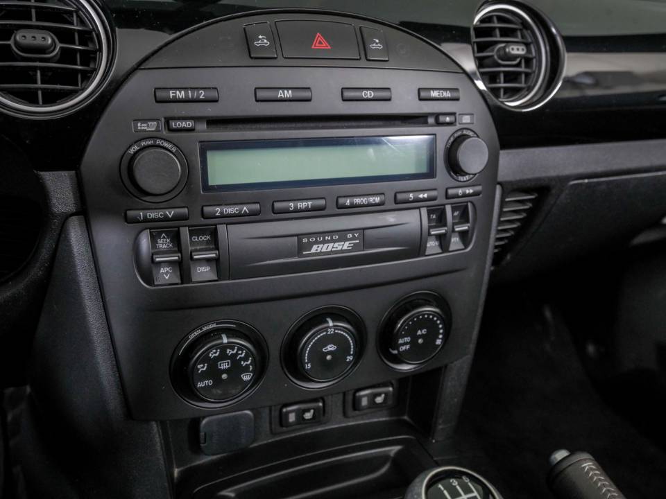 Image 26/50 de Mazda MX-5 1.8 (2007)