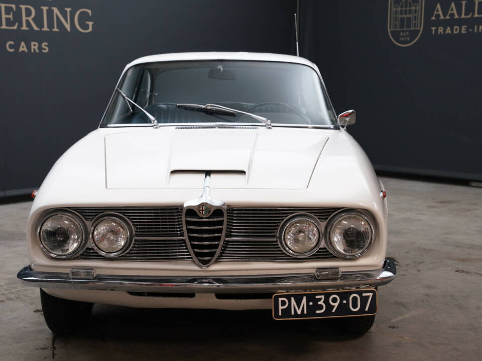 Bild 5/50 von Alfa Romeo 2600 Sprint (1965)
