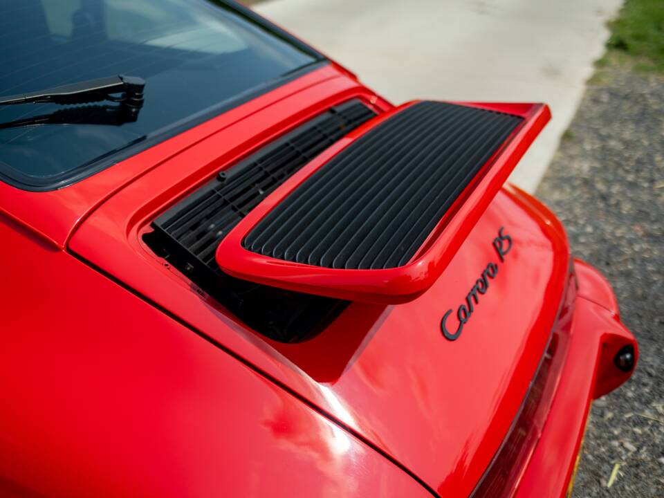 Image 28/45 de Porsche 911 Carrera RS (1990)