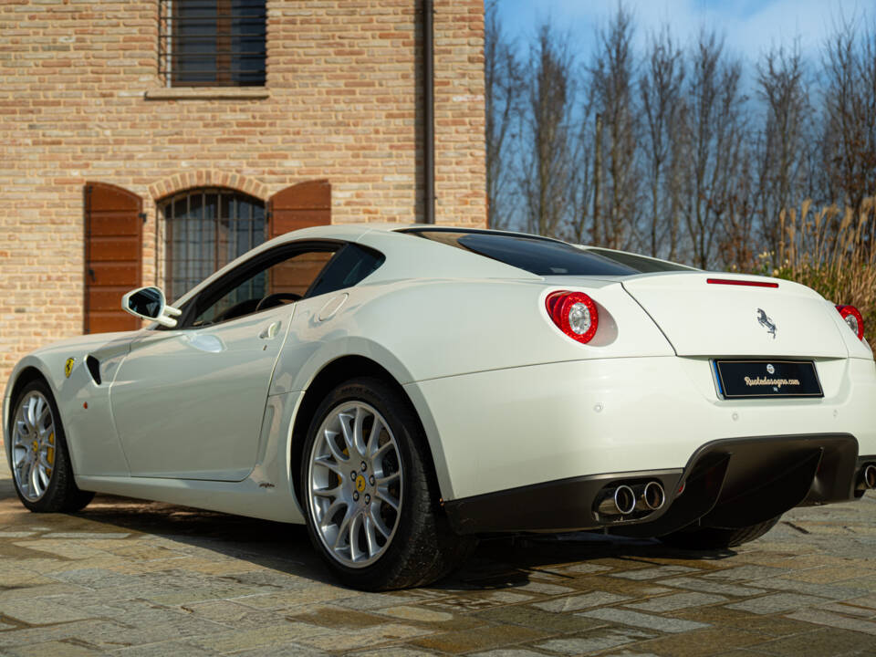 Image 9/50 de Ferrari 599 GTB Fiorano (2008)