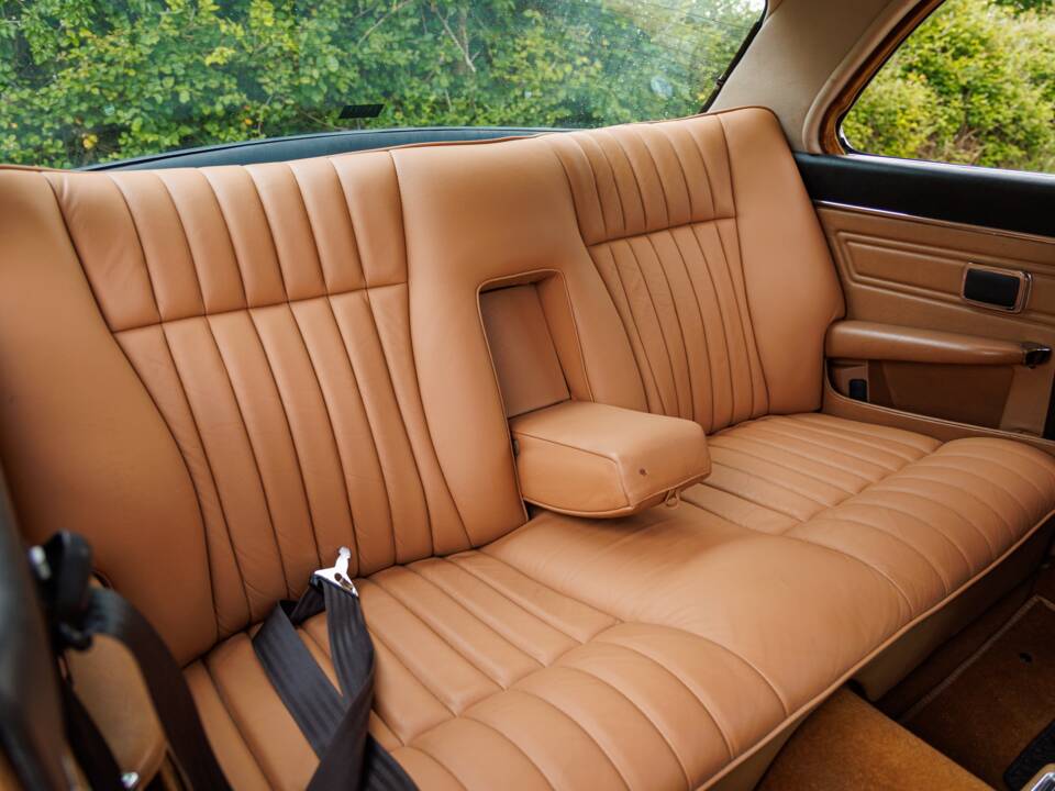 Bild 34/40 von Daimler Sovereign 4.2 (1976)