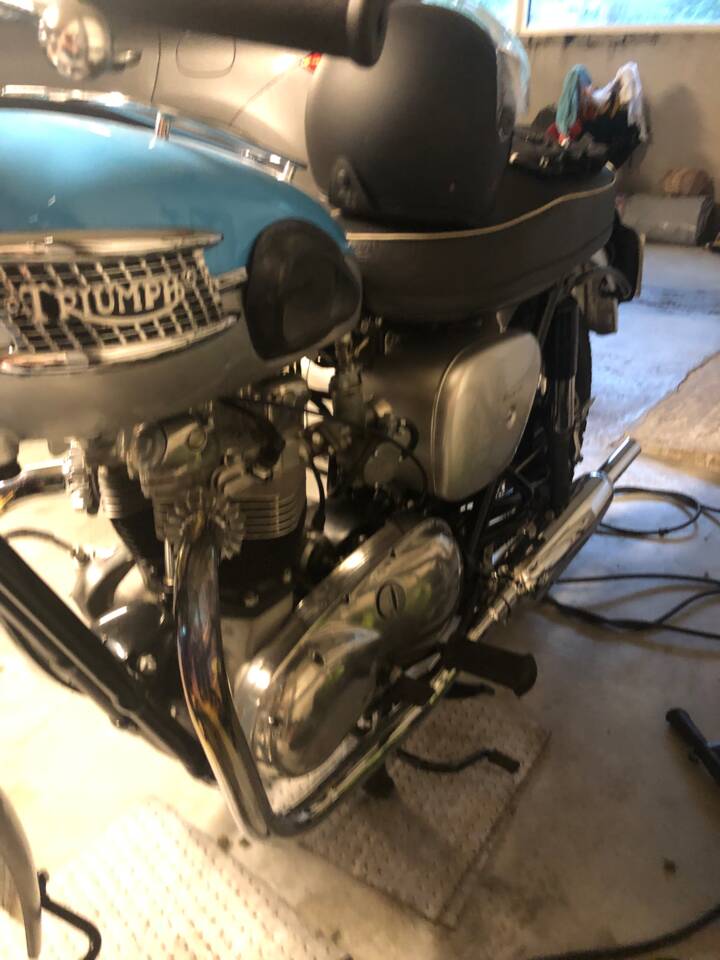 Immagine 7/12 di Triumph T 120 Bonneville (1961)