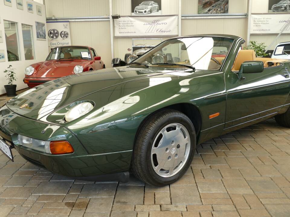 Bild 6/23 von Porsche 928 S4 (1989)
