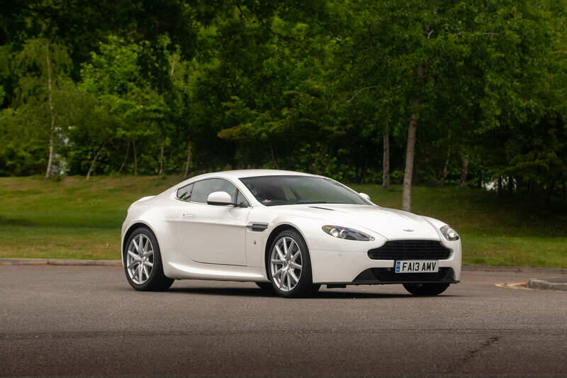 Bild 7/50 von Aston Martin V8 Vantage (2013)