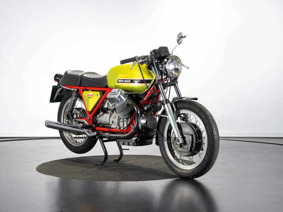 Imagen 8/50 de Moto Guzzi V7 Sport (1972)