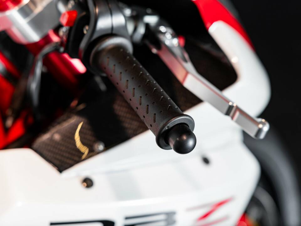 Afbeelding 31/50 van Bimota DUMMY (2009)