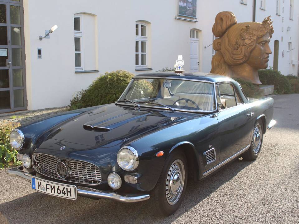 Image 5/58 of Maserati 3500 GTI Touring (1963)