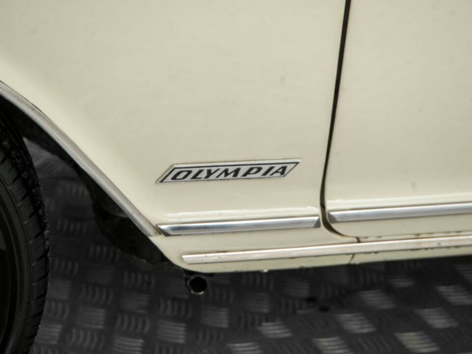 Image 26/50 of Opel Olympia 1700 S (1968)