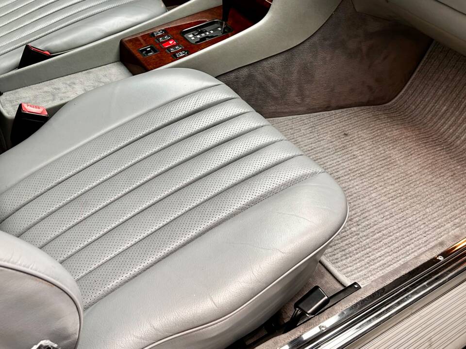 Bild 8/14 von Mercedes-Benz 300 SL (1989)