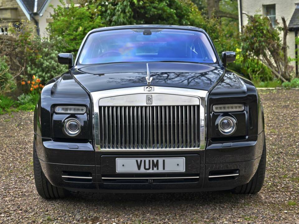 Immagine 5/50 di Rolls-Royce Phantom Coupé (2010)
