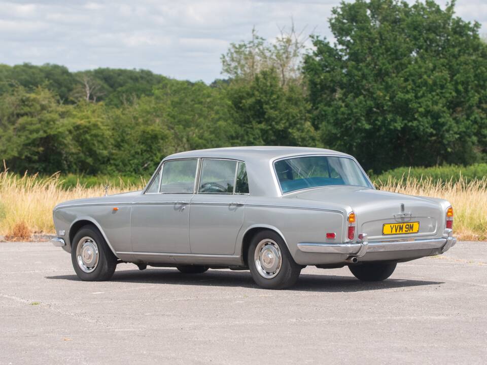 Image 22/50 of Rolls-Royce Silver Shadow I (1973)