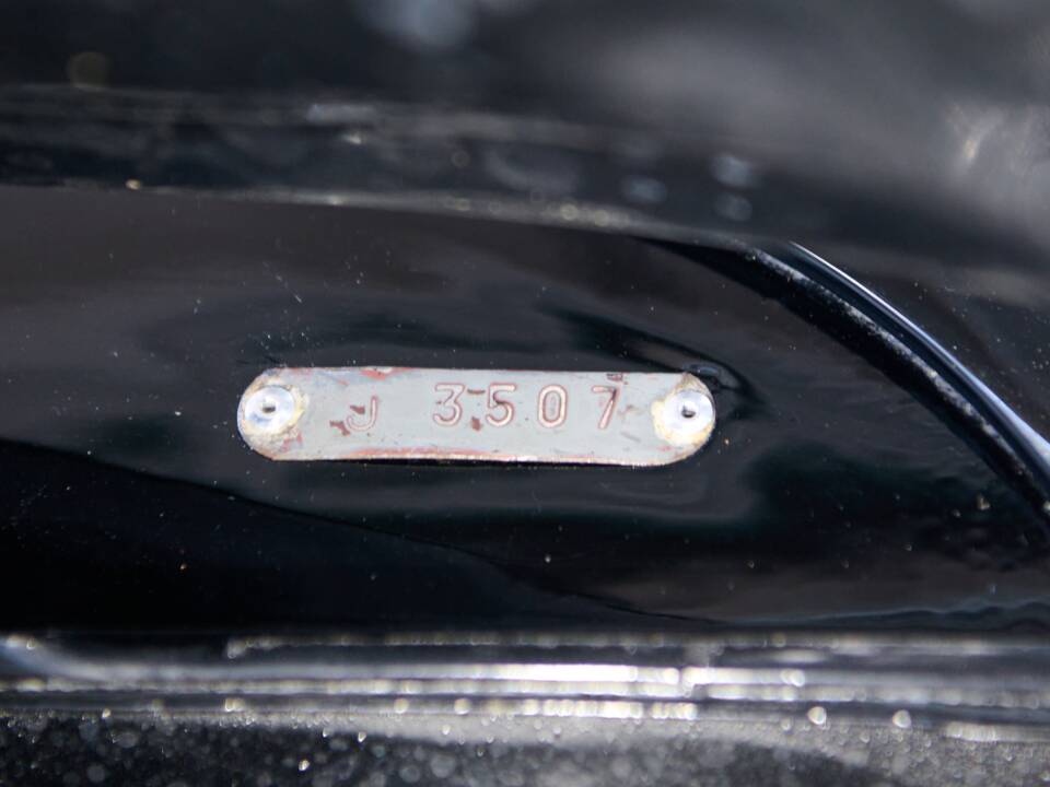 Image 47/48 of Jaguar XK 120 FHC (1954)