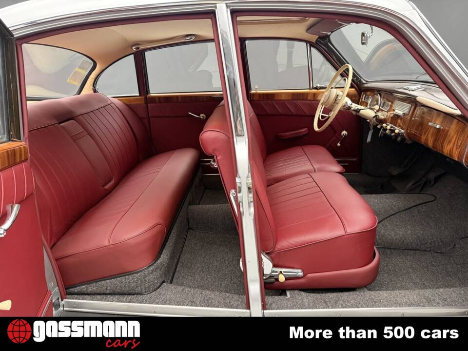 Image 12/15 of BMW 502 (1958)