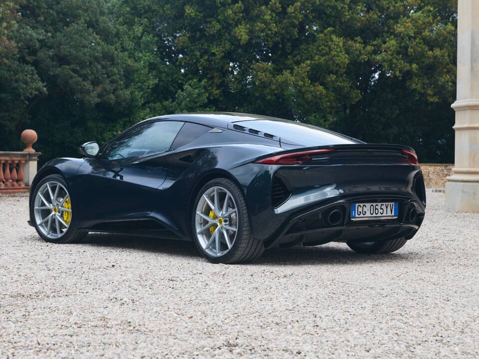 Image 3/15 of Lotus Emira "First Edition" (2022)