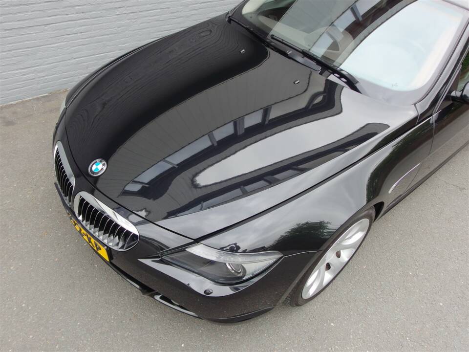 Image 15/97 de BMW 645Ci (2004)