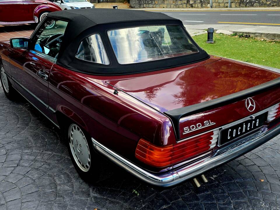 Image 9/34 of Mercedes-Benz 500 SL (1986)