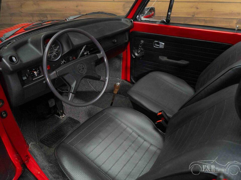 Image 12/19 of Volkswagen Käfer 1303 LS (1976)