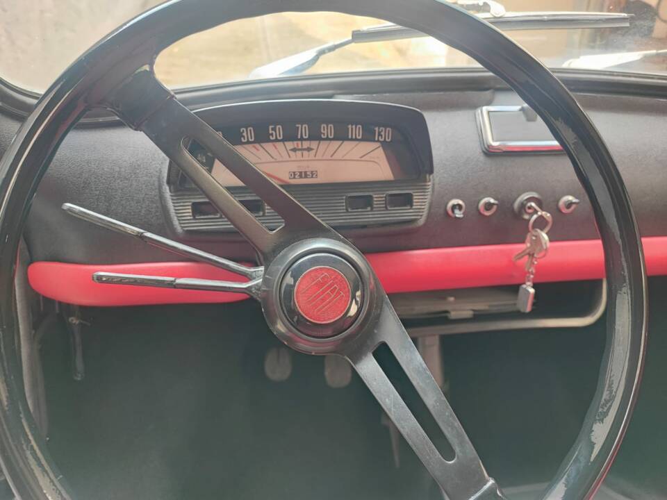 Bild 7/16 von FIAT 500 L (1972)