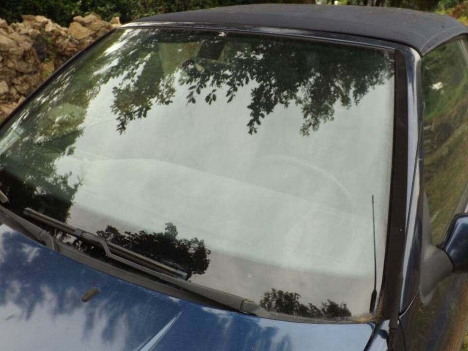 Image 49/50 of Volkswagen Golf III Cabrio 1.6 (1996)