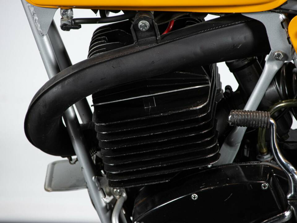 Image 24/50 de KTM DUMMY (1973)