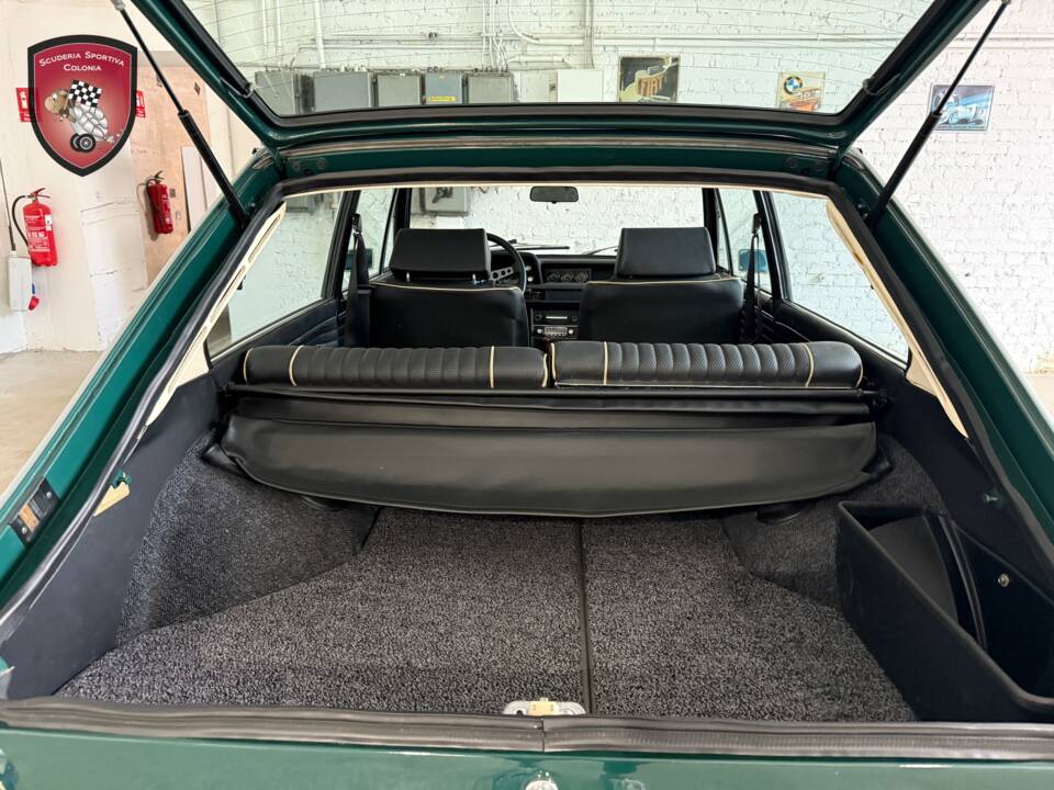 Immagine 26/89 di BMW 2002 tii Touring (1973)