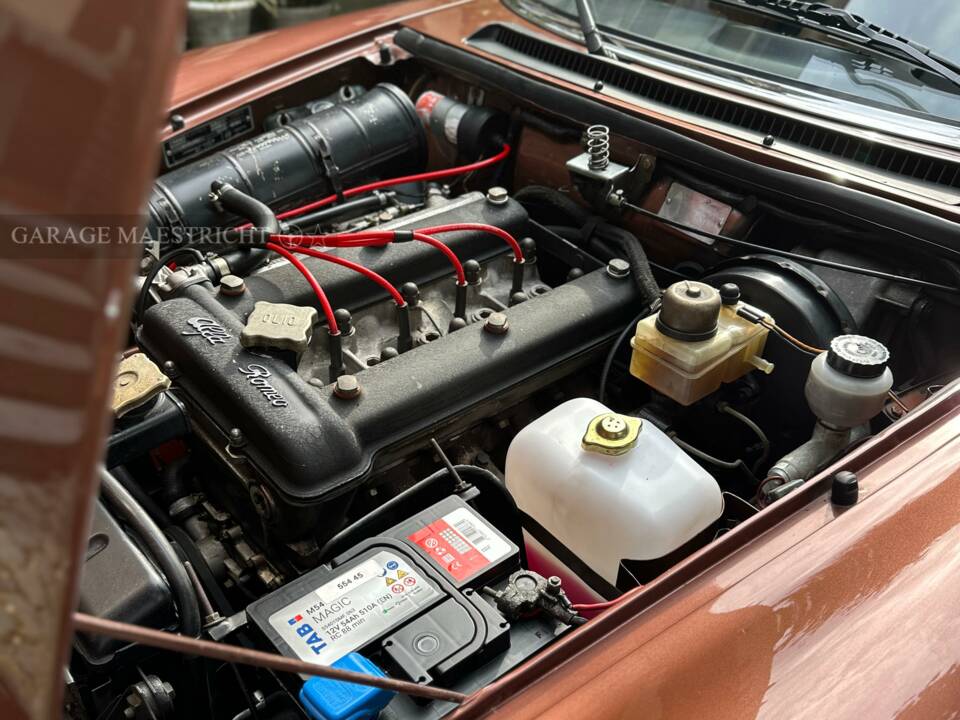 Image 57/100 of Alfa Romeo 2000 Spider Veloce (1980)