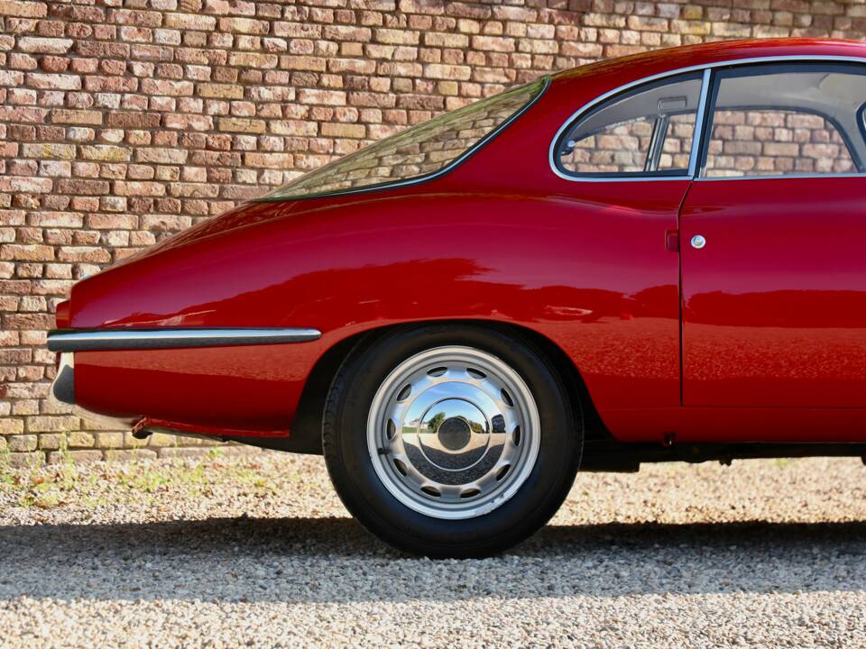 Image 27/50 of Alfa Romeo Giulietta Sprint Speciale (1961)