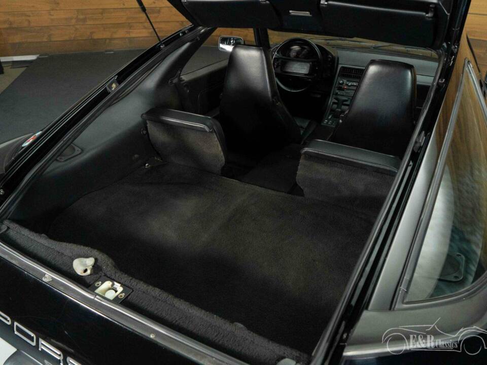 Bild 27/35 von Porsche 928 S (1986)