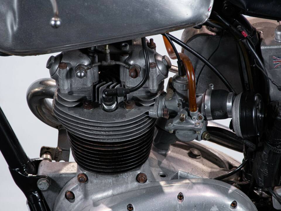 Bild 24/50 von BSA C 15 Scrambler (1963)