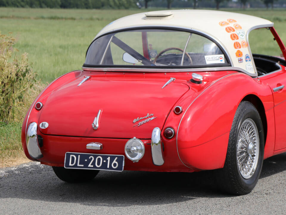 Imagen 12/50 de Austin-Healey 3000 Mk II (BN7) (1961)