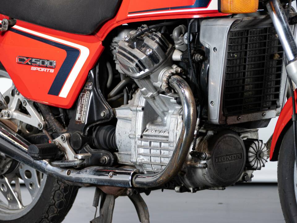 Image 32/40 of Honda CX 500 Turbo (1982)