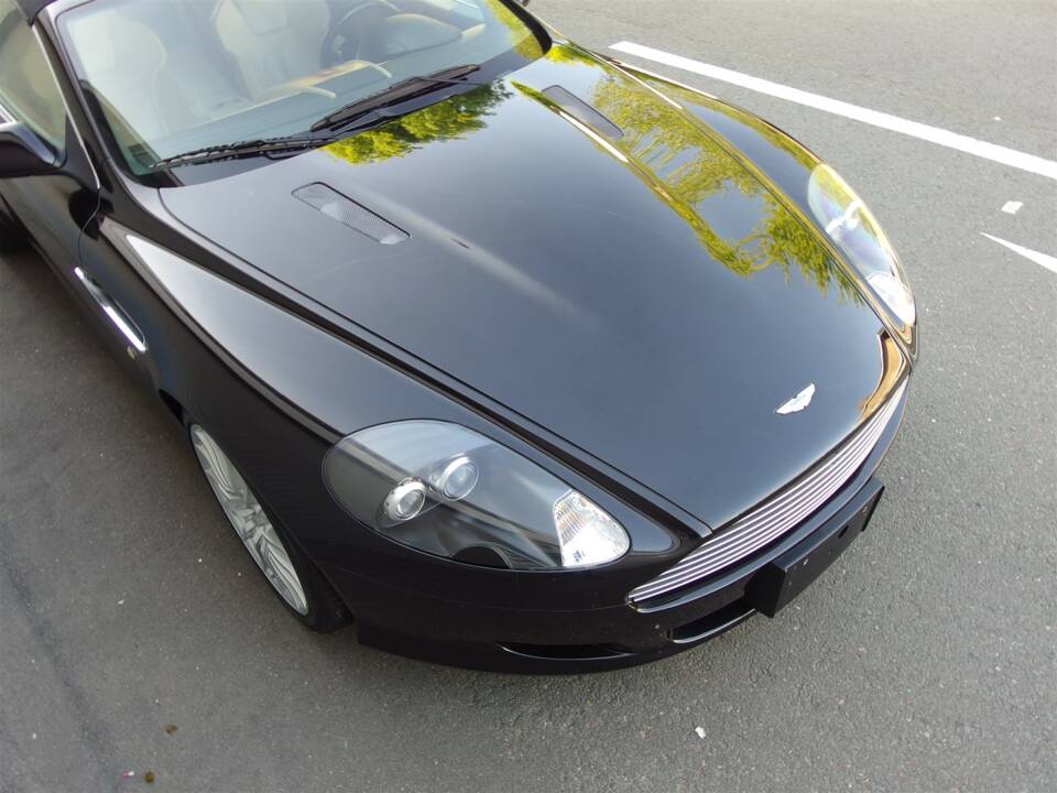 Bild 18/99 von Aston Martin DB 9 Volante (2006)
