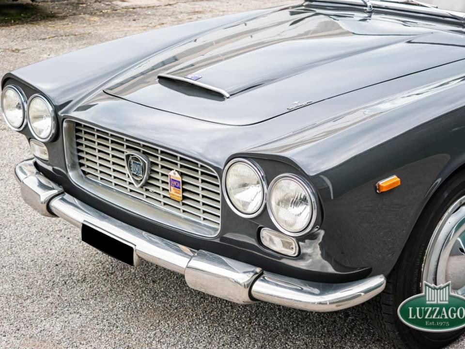 Image 12/49 of Lancia Flaminia GT 2.8 3C Touring (1963)