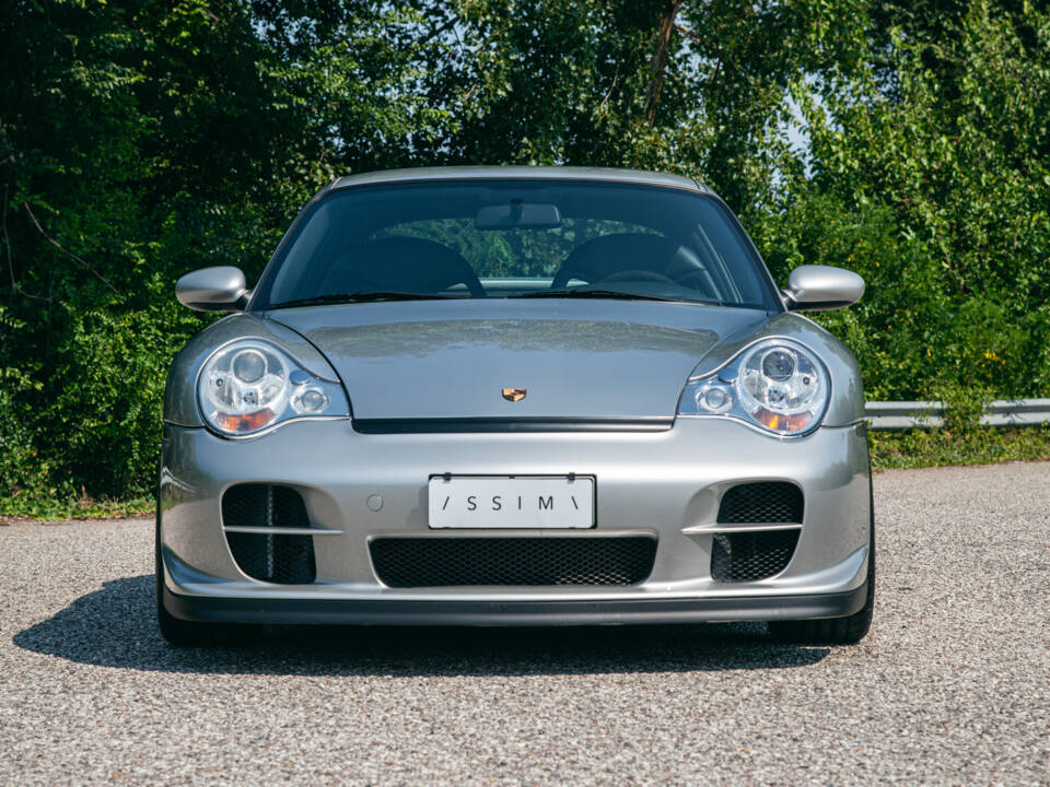 Image 3/80 de Porsche 911 GT2 (2001)