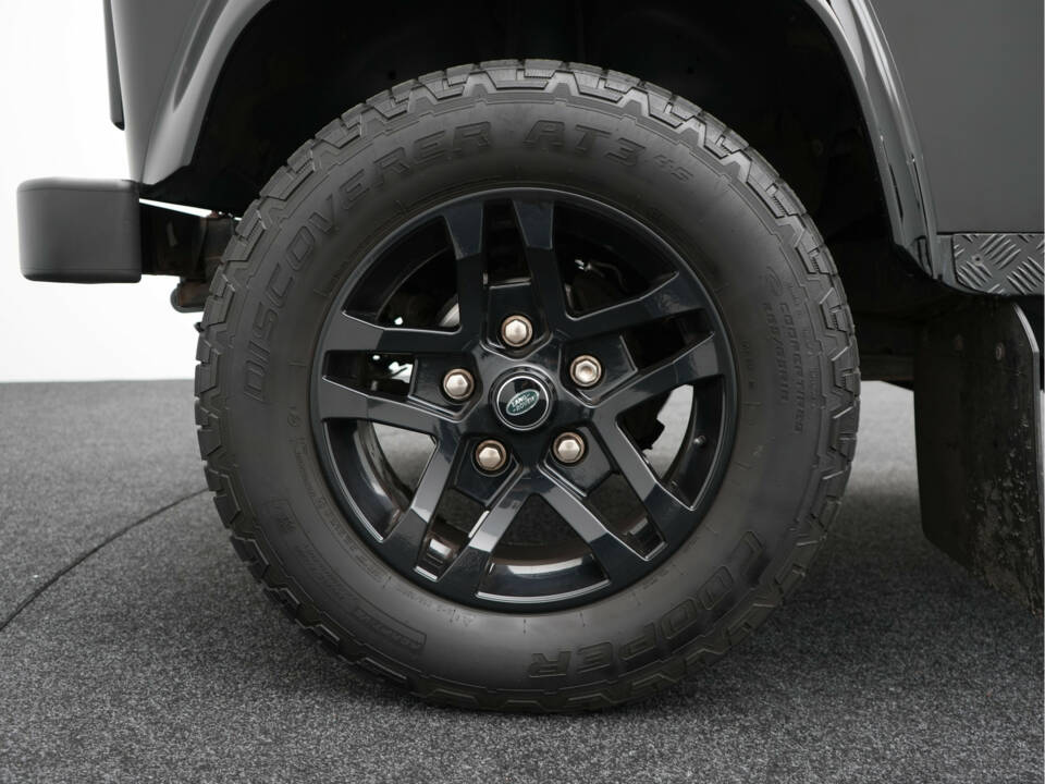 Image 31/35 de Land Rover Defender 110 (2007)