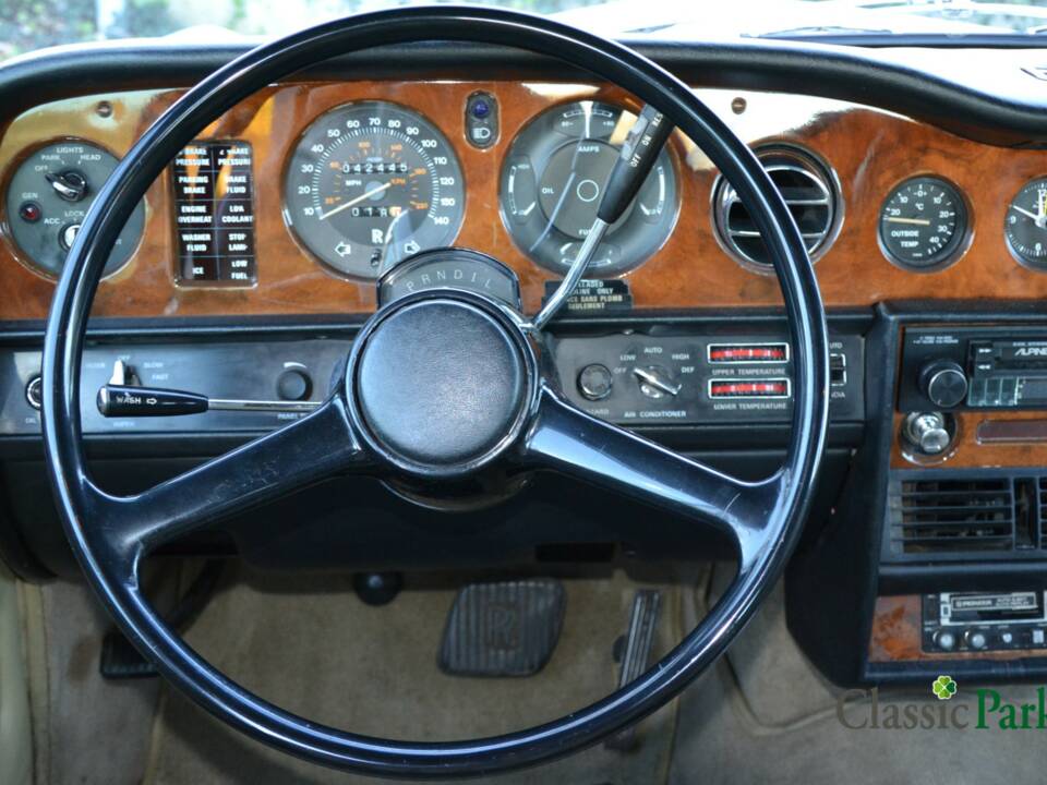 Bild 31/50 von Rolls-Royce Silver Wraith II (1979)