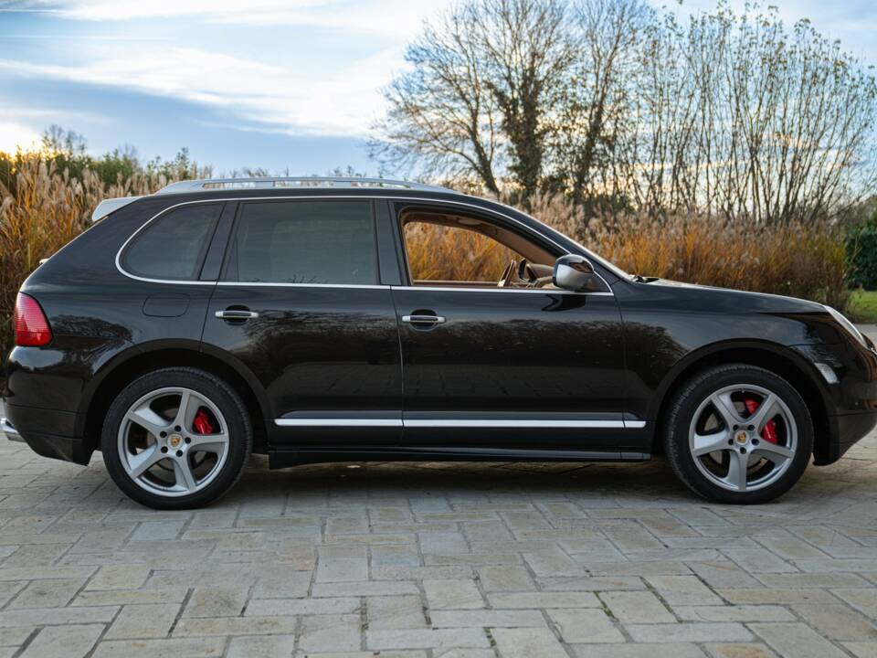 Afbeelding 5/50 van Porsche Cayenne Turbo (2005)