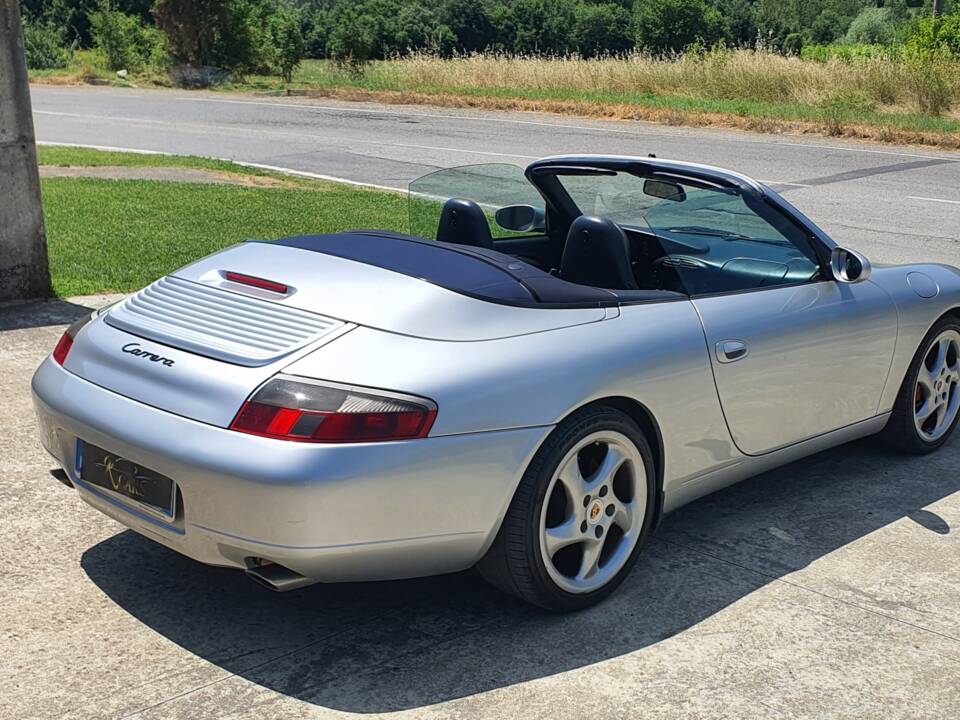 Image 5/31 de Porsche 911 Carrera (2000)