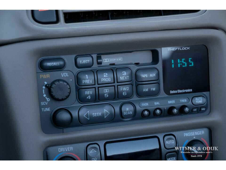 Immagine 11/39 di Chevrolet Corvette (2003)